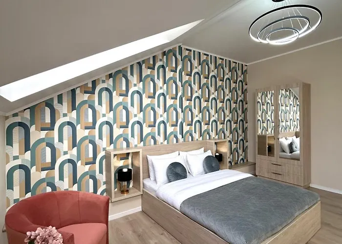 Modern In The Center