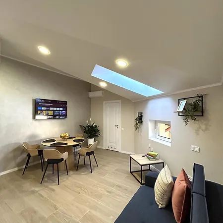 Modern In The Center Апартаменты Львов